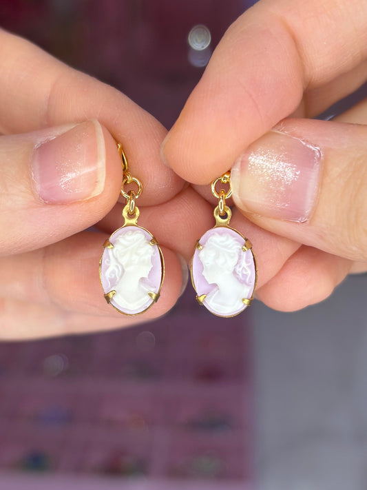 Vintage Cameo Charm