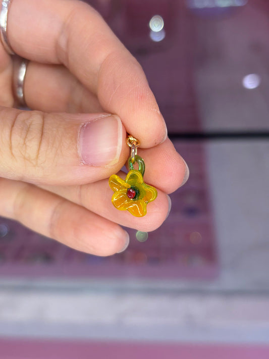 Vintage 1950s Glass Flower Charm