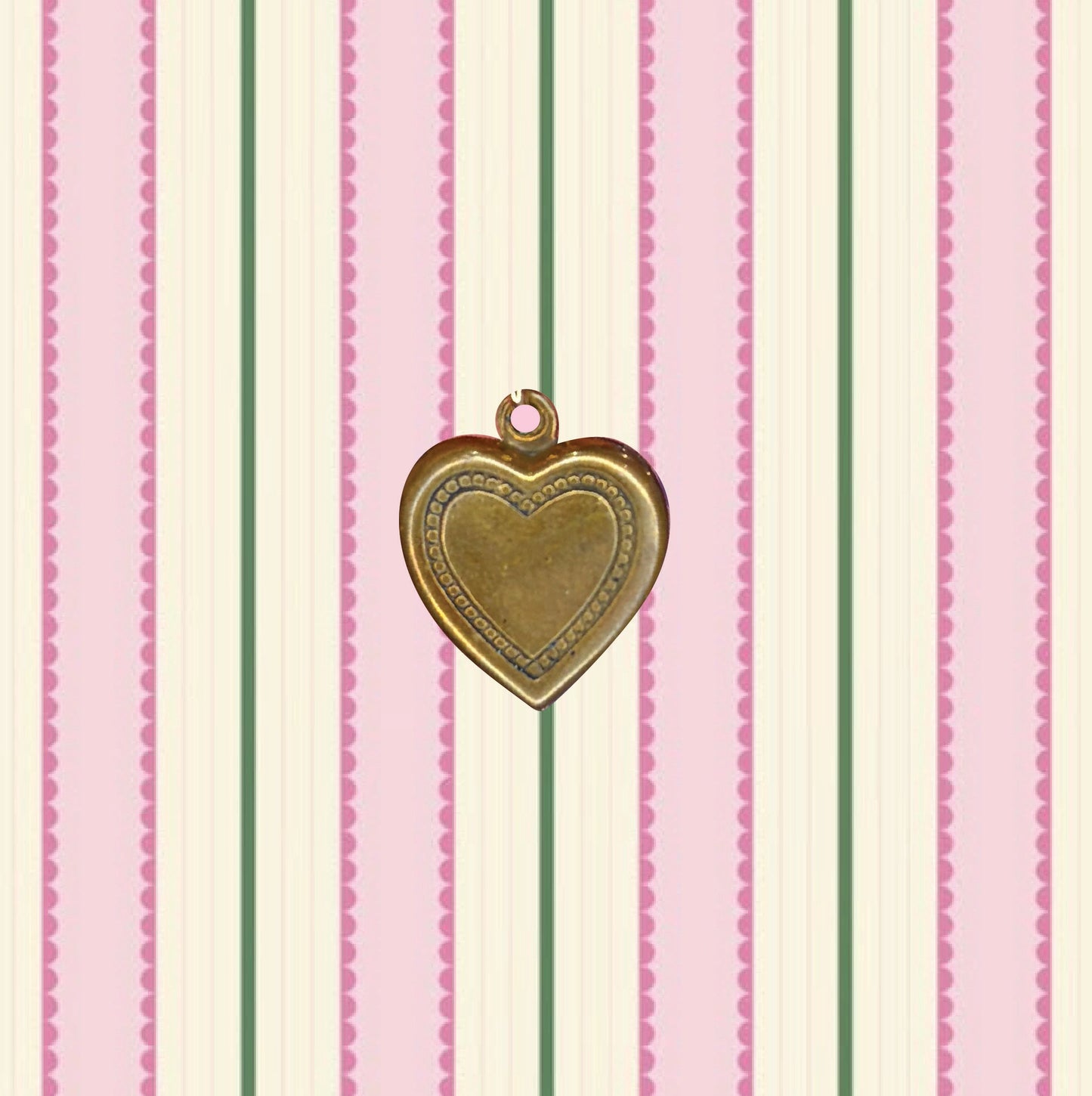 Vintage Gold Heart Charm